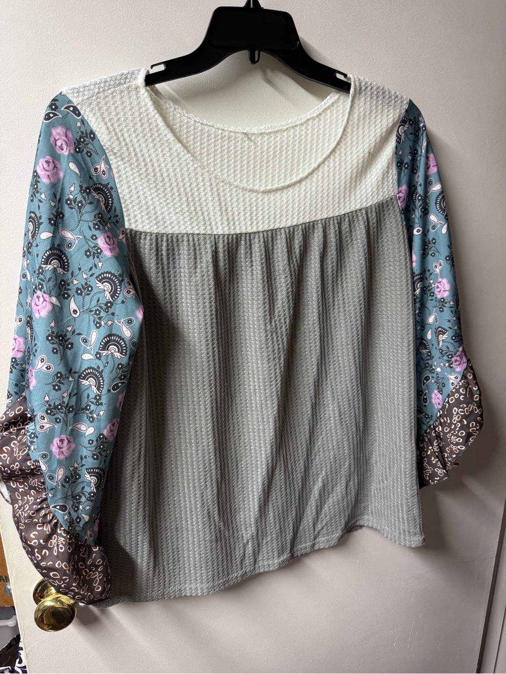 Waffle Knit Scoop Neck Mixed-Print Women's Top - Gray & Teal